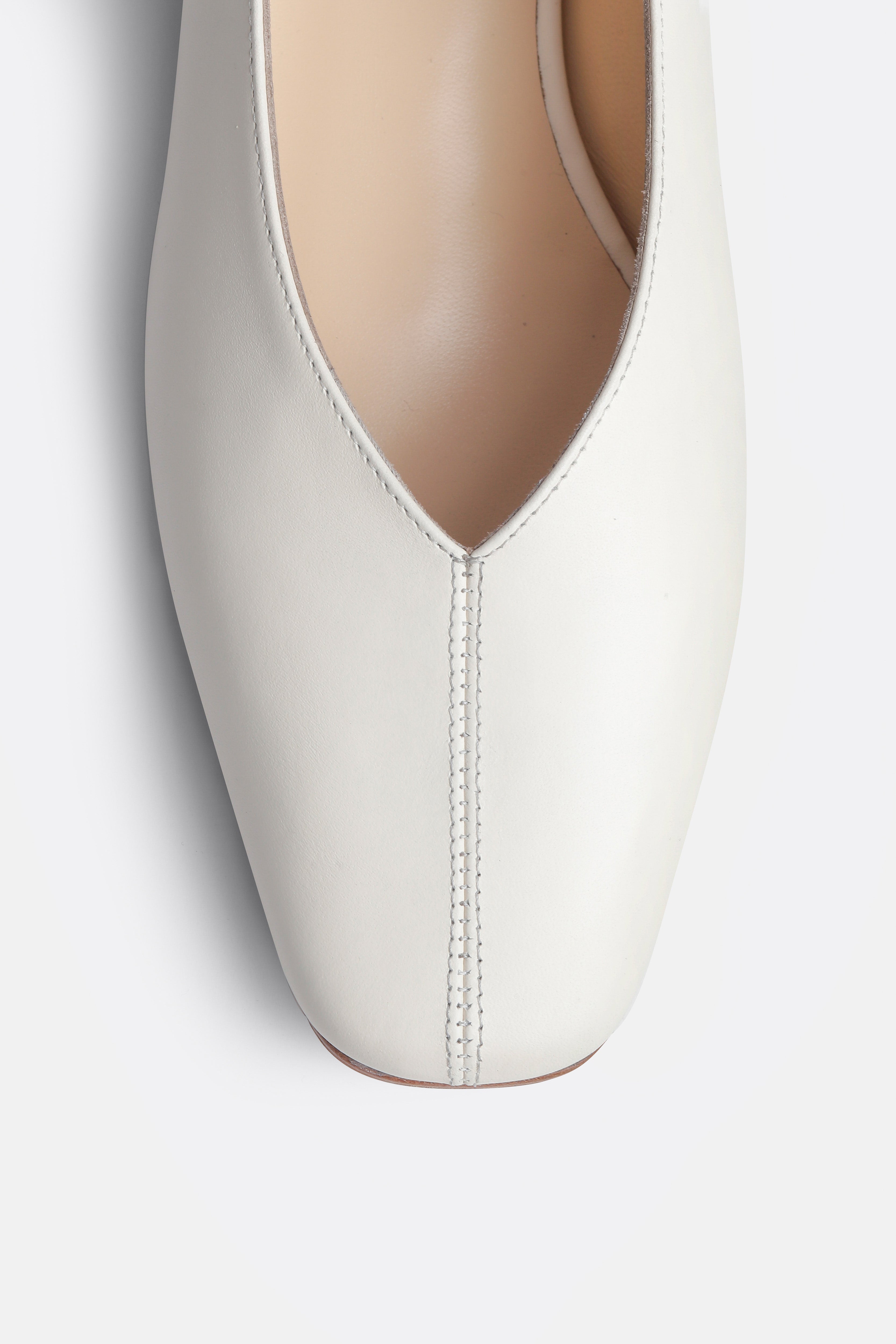 Zoe Vanilla Leather Ballerinas