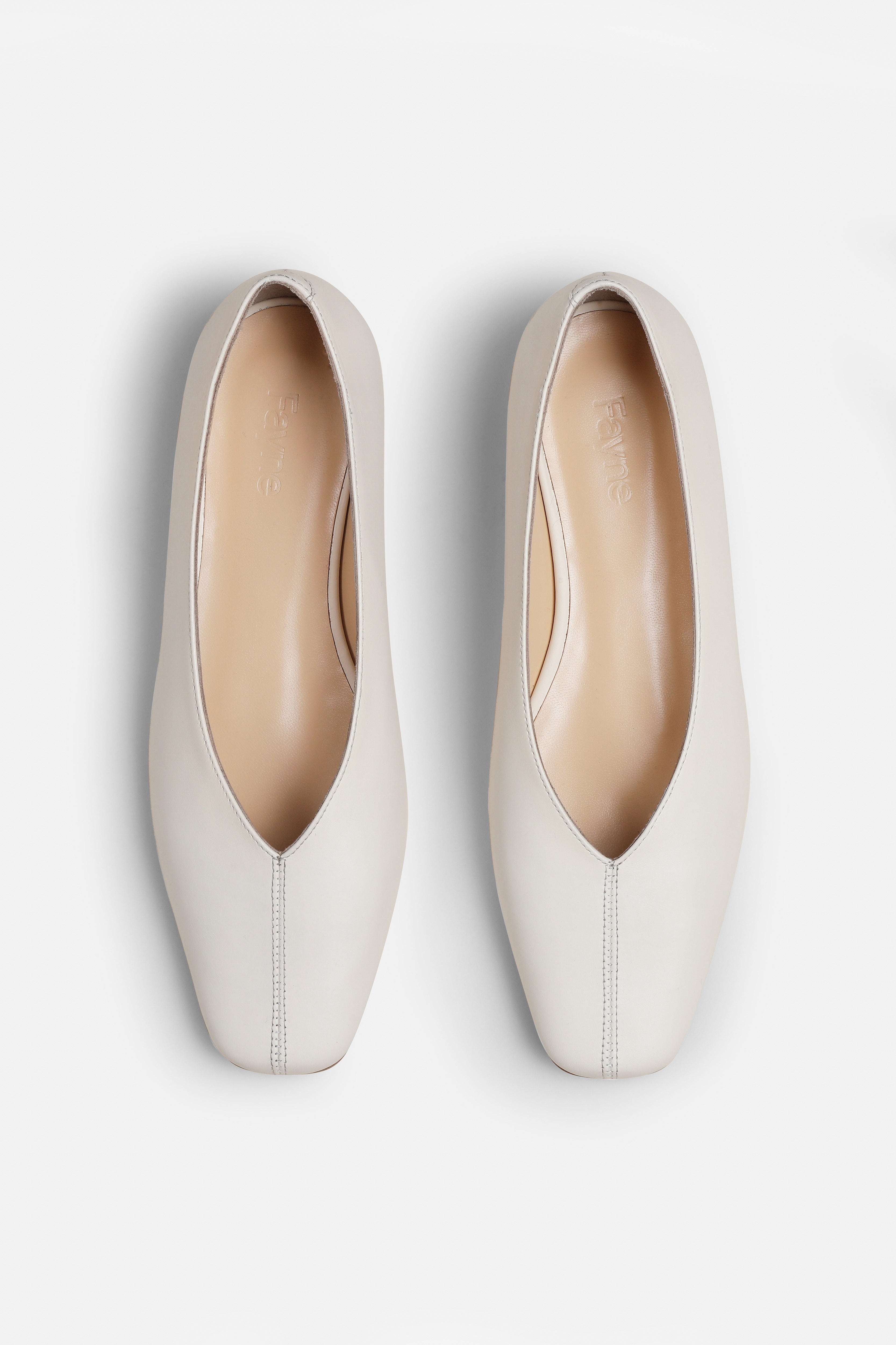 Zoe Vanilla Leather Ballerinas