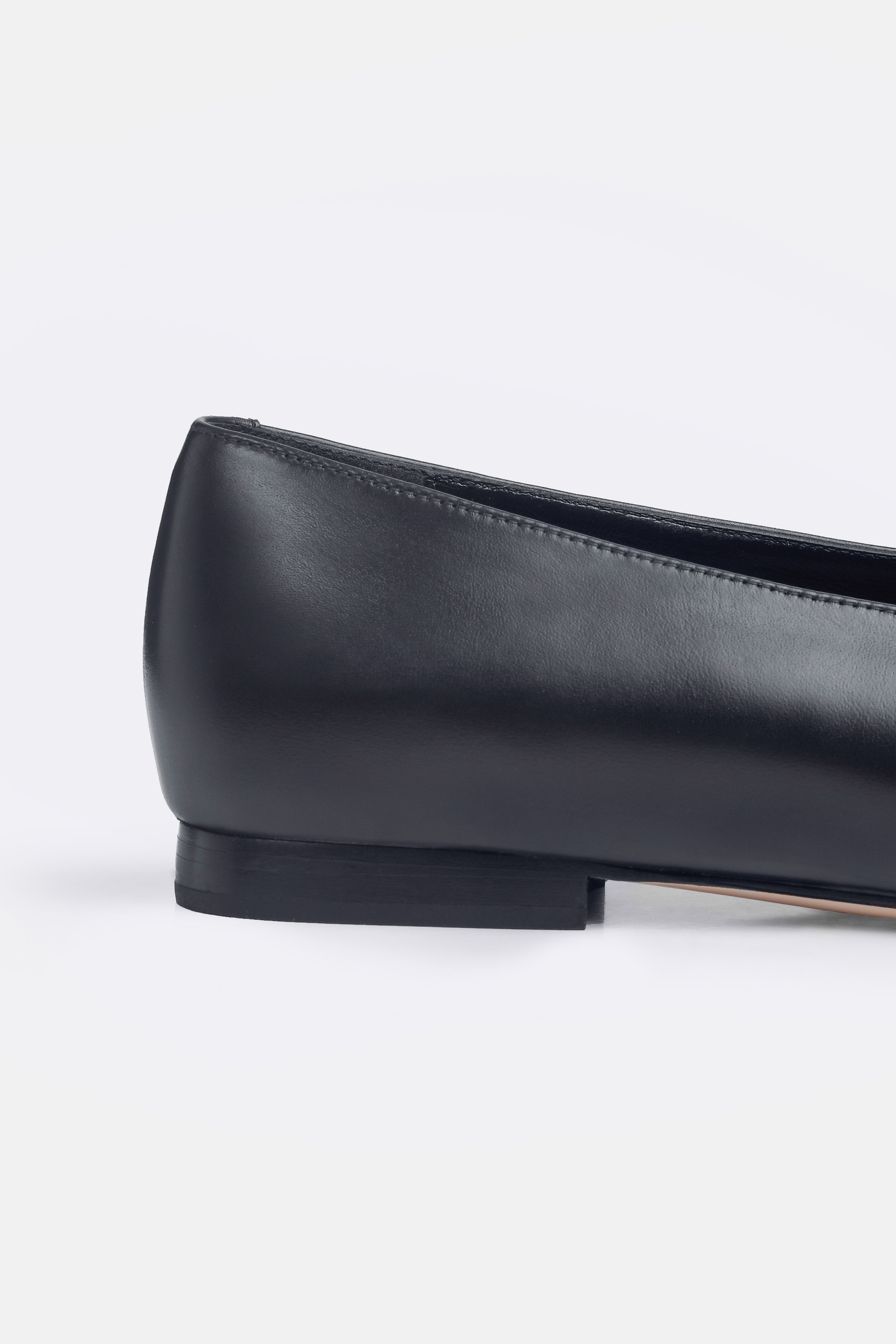 Zoe Black Leather Ballerinas