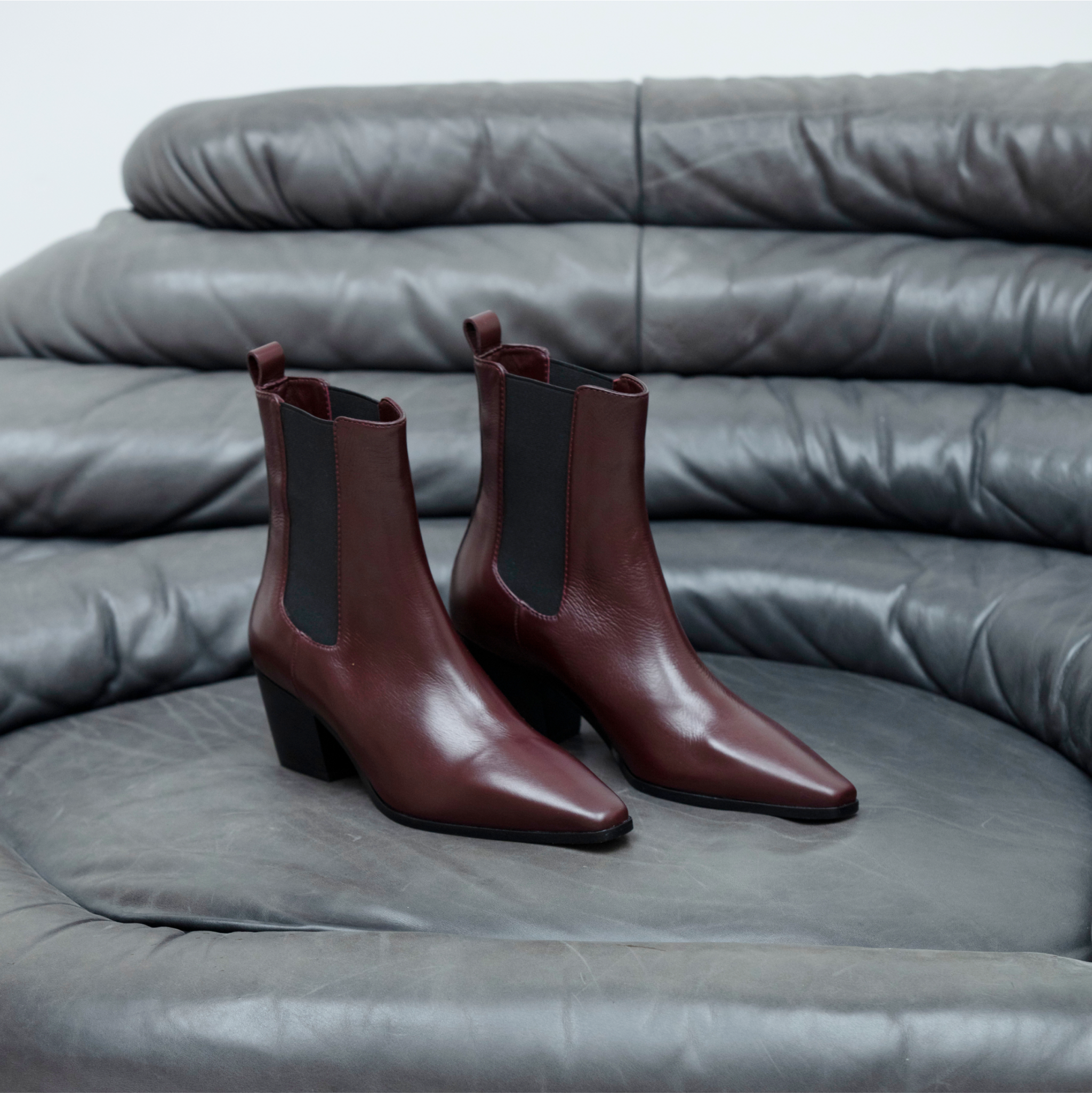 Margo Burgundy Chelsea