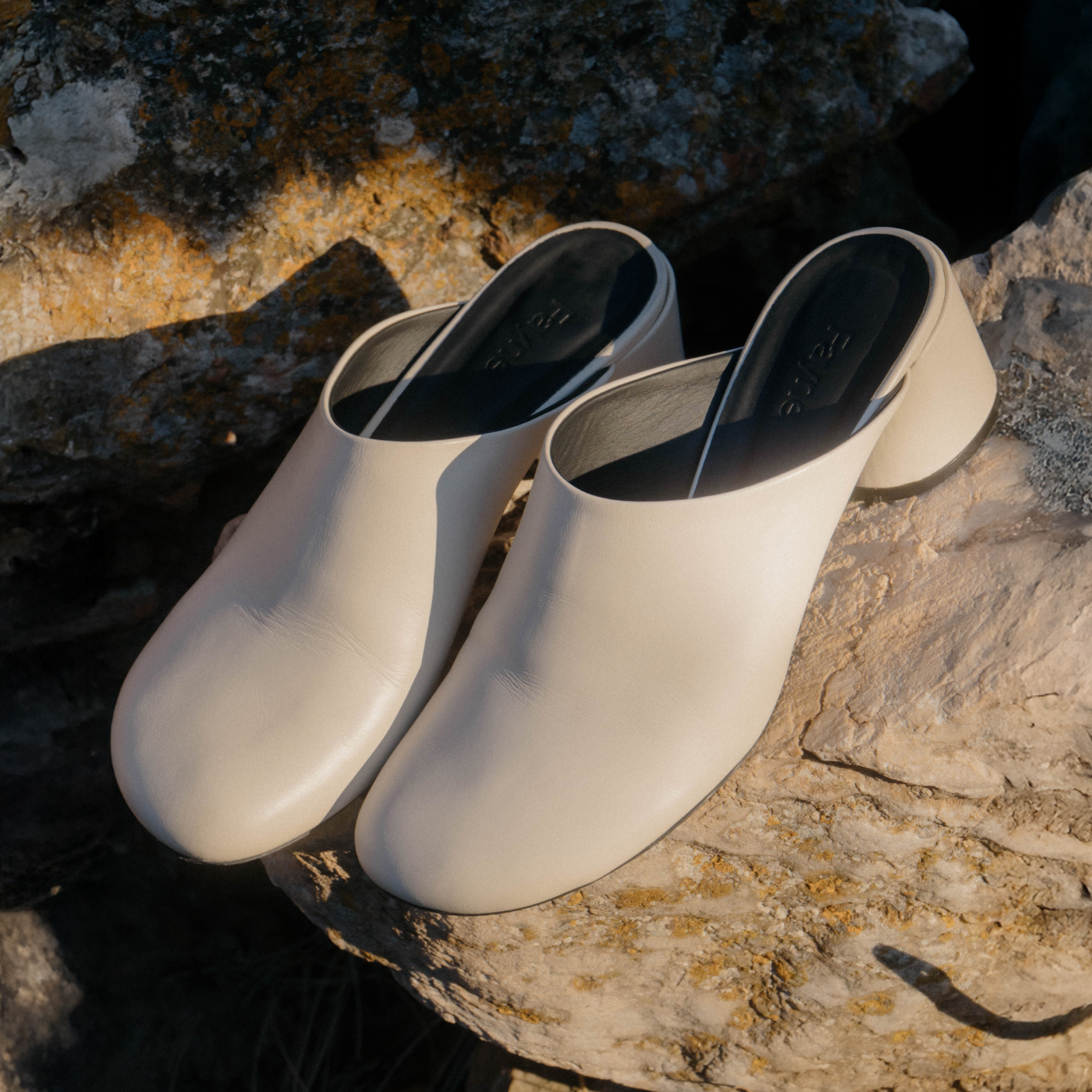 Ona Mule Vanilla