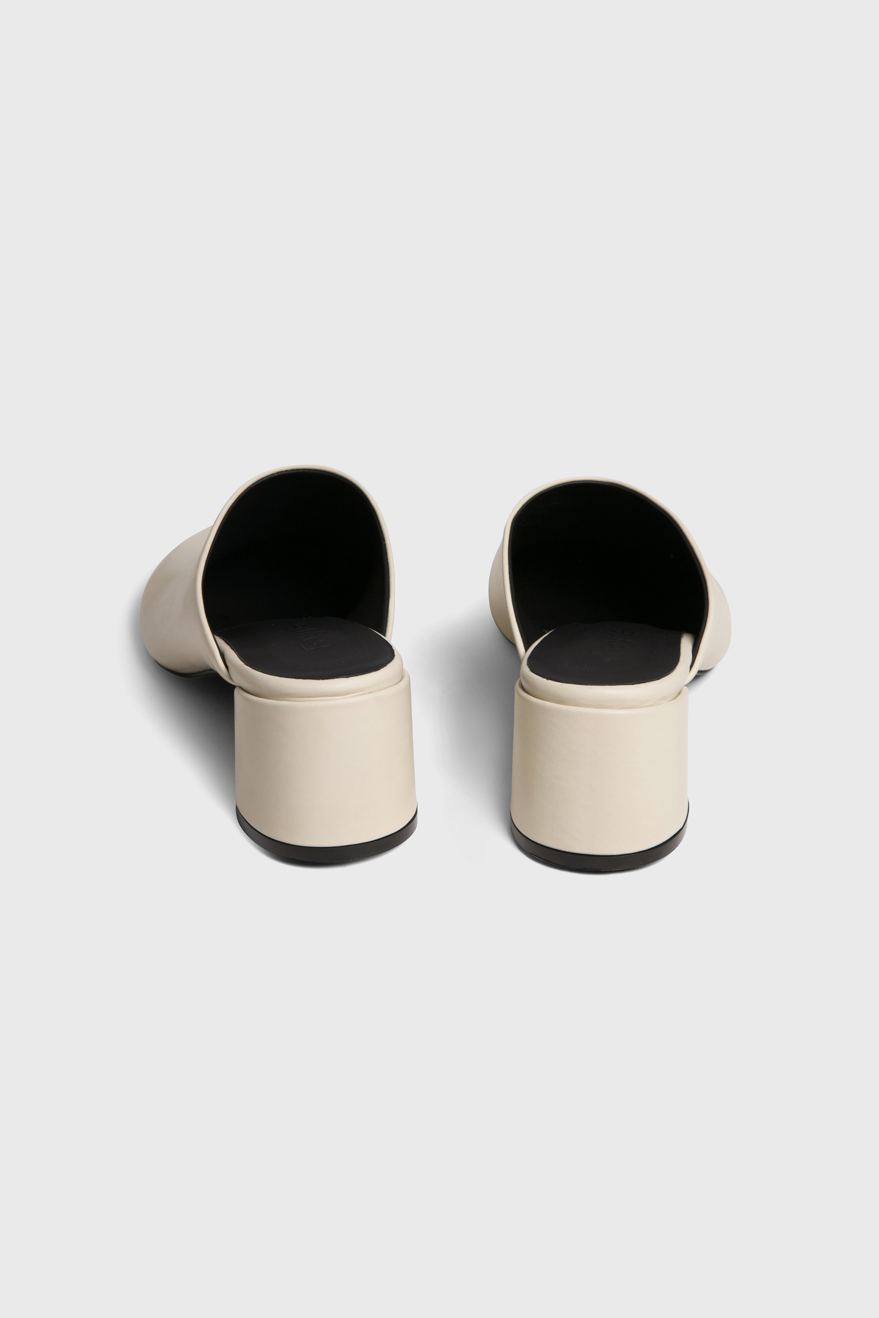 Ona Mule Vanilla